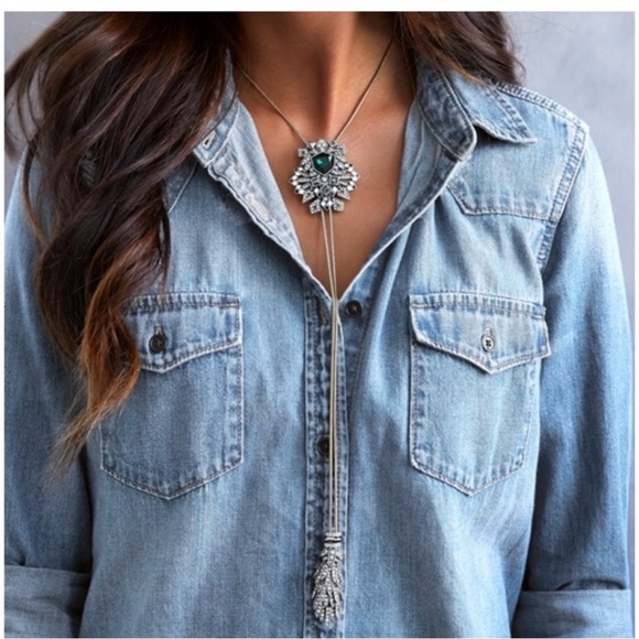 Chloe + Isabel Maven Plumage Necklace, Bracelet, Earrings
B1 - Picture 9 of 13